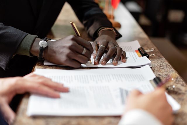 Jacksonville landlord signing a property management contract
